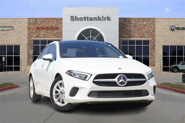 2020 Mercedes-Benz A 220 A 220
