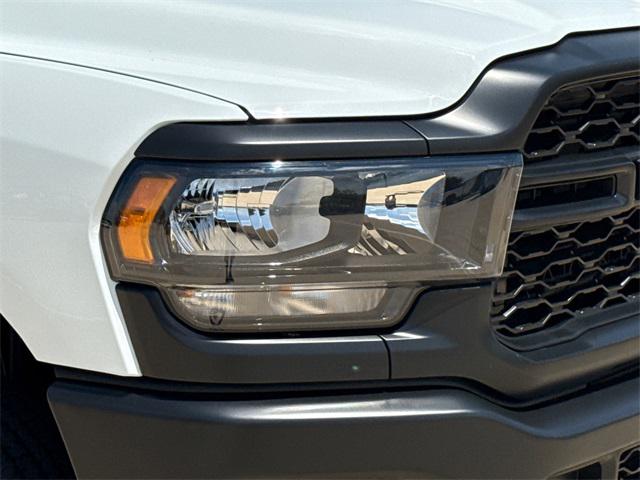 2024 RAM 2500 Tradesman Crew Cab 4x4 8 Box 2024 RAM 2500 Tradesman Crew Cab 4x4 8 Box