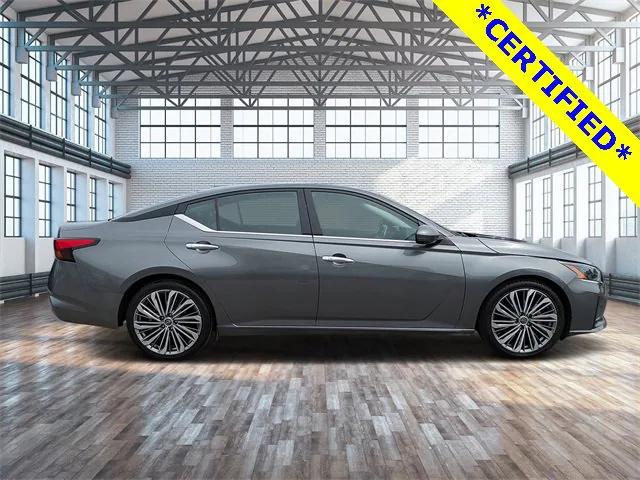 2023 Nissan Altima SL FWD