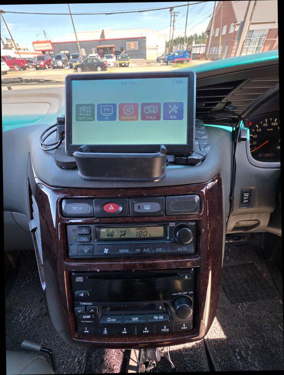 2000 Nissan El Grande VAN