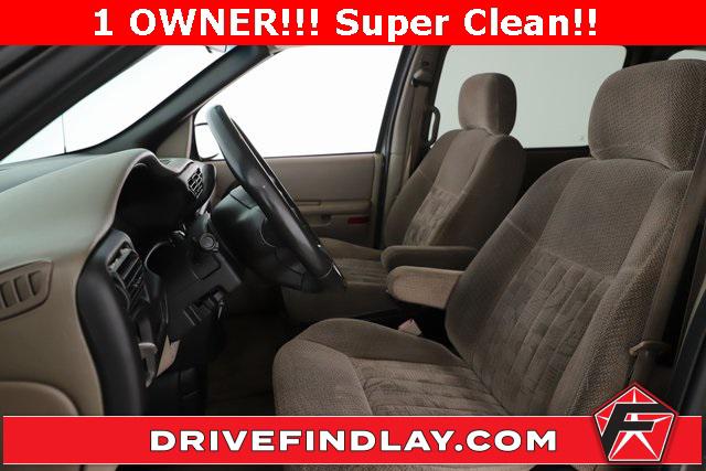 2005 Pontiac Montana M16 w/1SA Pkg.