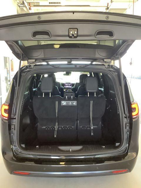 2021 Chrysler Pacifica Touring L AWD