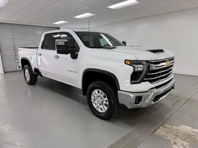 2024 Chevrolet Silverado 2500HD 4WD Crew Cab Standard Bed LTZ