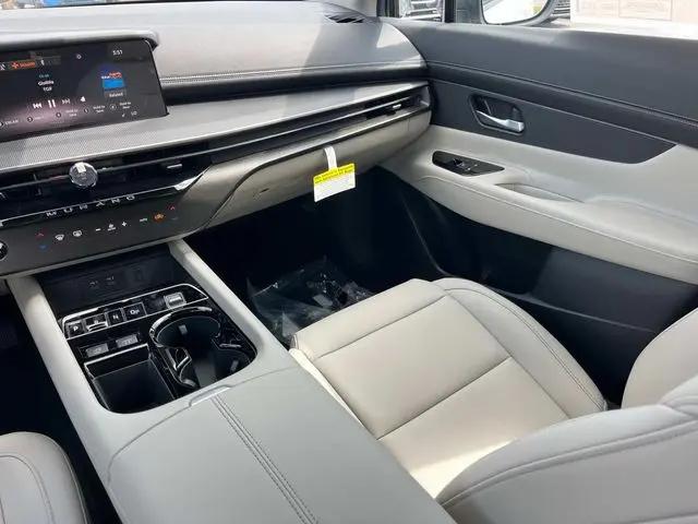 2025 Nissan Murano SV