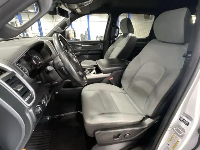 2022 Ram 1500 Big Horn Crew Cab 4x4 5'7" Box