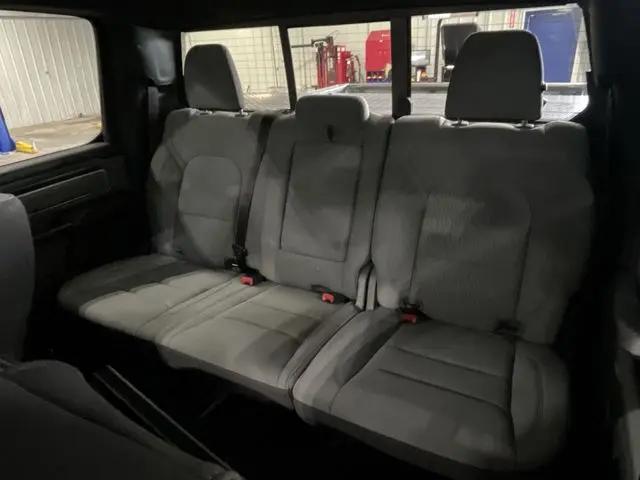 2022 Ram 1500 Big Horn Crew Cab 4x4 5'7" Box