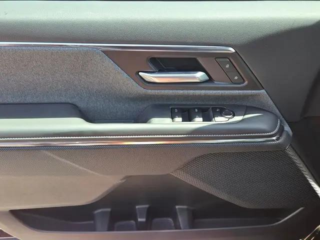 2026 GMC Sierra Standard Range Elevation