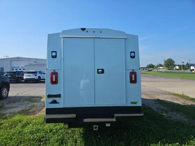 2025 Chevrolet Express Cutaway Work Van