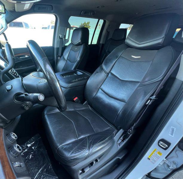 2016 Cadillac Escalade ESV Standard