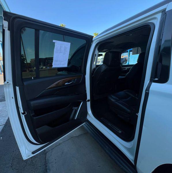 2016 Cadillac Escalade ESV Standard