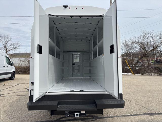 2025 Chevrolet Express Cutaway Work Van