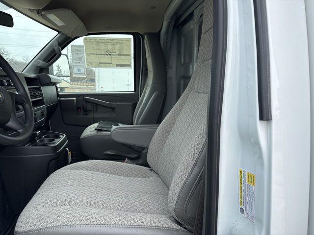 2025 Chevrolet Express Cutaway Work Van