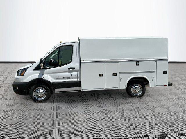 2025 Ford Transit Cutaway Base