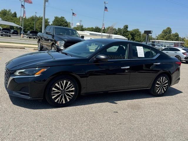 2024 Nissan Altima SV FWD