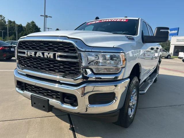 2024 RAM 3500 Tradesman Crew Cab 4x4 64 Box
