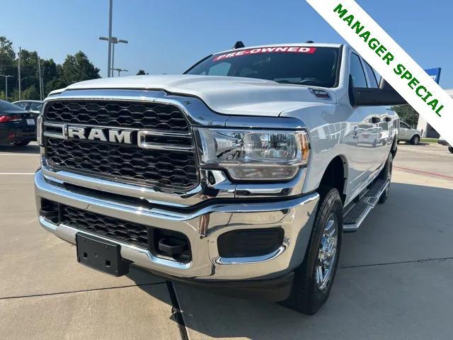 2024 RAM 3500 Tradesman Crew Cab 4x4 64 Box 2024 RAM 3500 Tradesman Crew Cab 4x4 64 Box