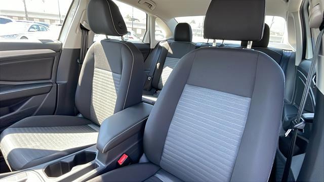2025 Volkswagen Jetta 1.5T S