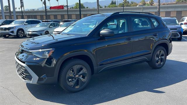 2025 Volkswagen Taos 1.5T S