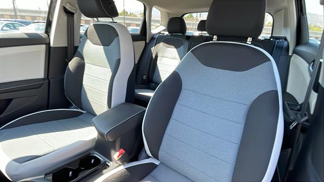 2025 Volkswagen Taos 1.5T S