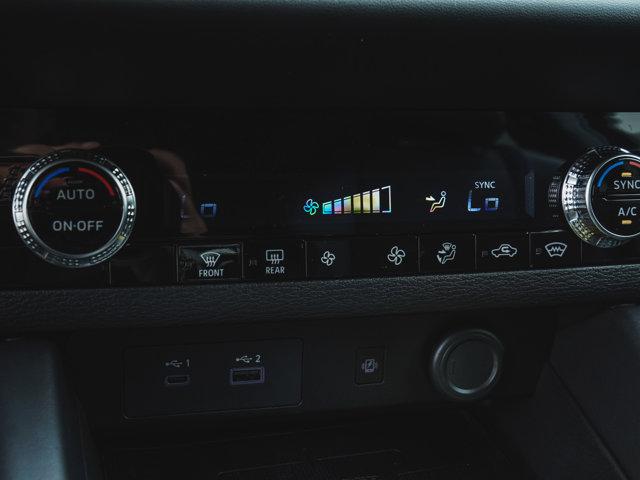 2025 Mitsubishi Outlander PHEV SE S-AWC