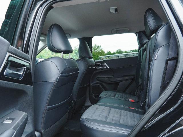 2025 Mitsubishi Outlander PHEV SE S-AWC