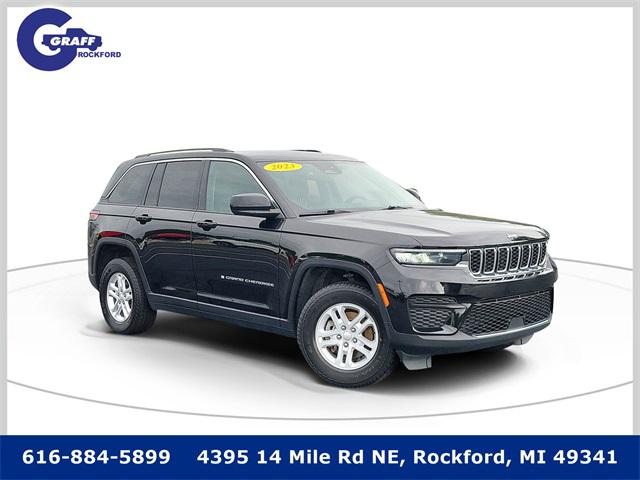 2023 Jeep Grand Cherokee Laredo 4x4 for sale in Rockford, MI