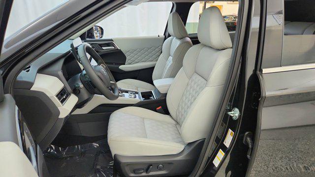2025 Mitsubishi Outlander PHEV SEL S-AWC