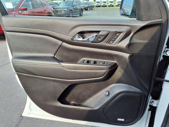 2022 GMC Acadia AWD SLT