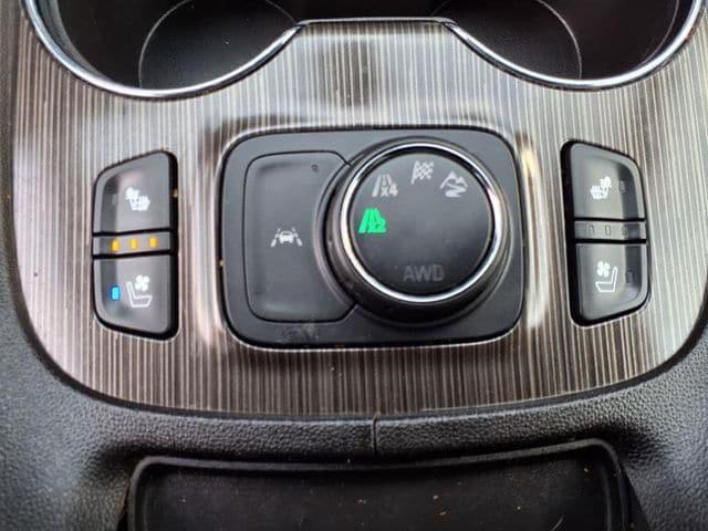 2022 GMC Acadia AWD SLT