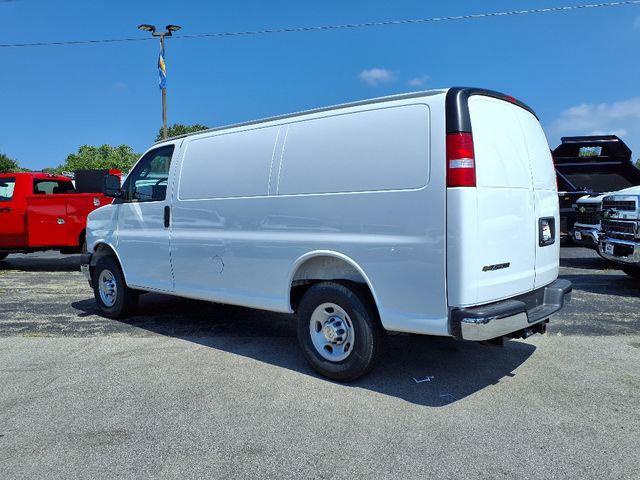 2025 Chevrolet Express Cargo Van RWD 3500 Regular Wheelbase WT