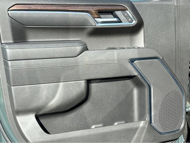 2025 Chevrolet Silverado 1500 4WD Crew Cab Standard Bed LT