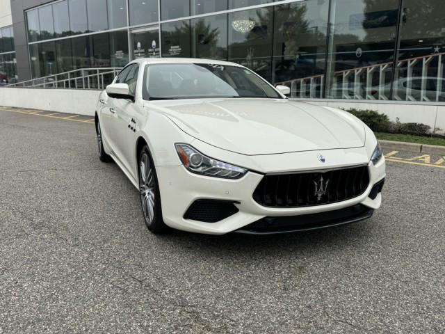 2022 Maserati Ghibli Modena Q4