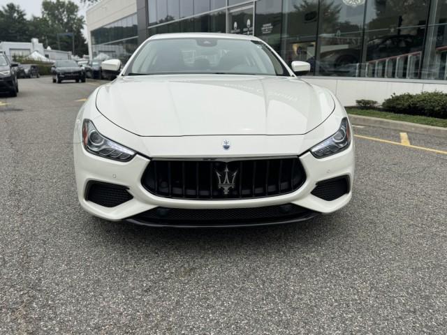 2022 Maserati Ghibli Modena Q4