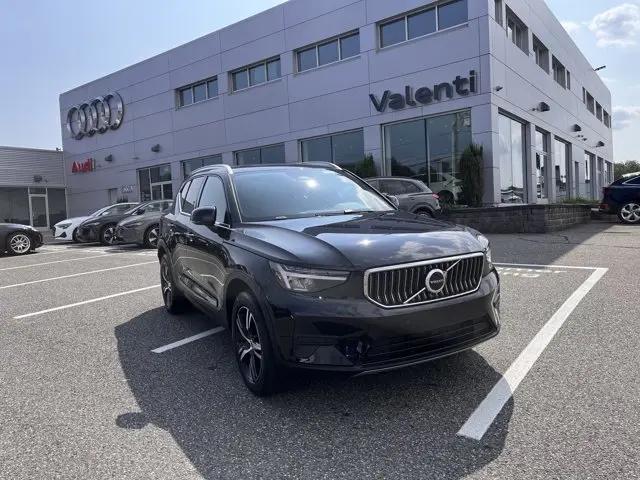 2025 Volvo XC40 B5 Core Bright Theme for sale in Watertown, CT