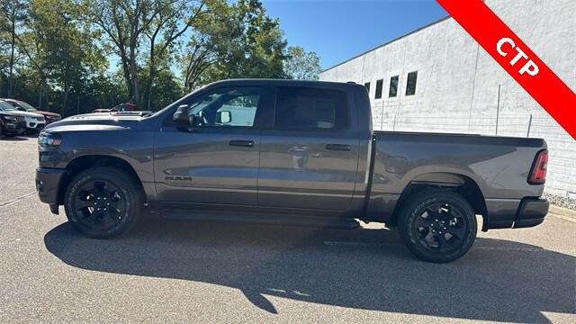 2025 RAM 1500 Tradesman Crew Cab 4x4 57 Box
