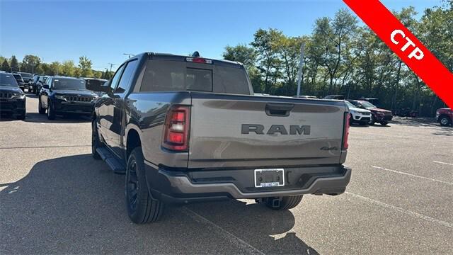 2025 RAM 1500 Tradesman Crew Cab 4x4 57 Box