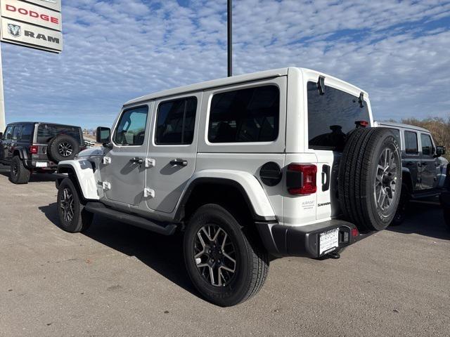 2026 Jeep Wrangler 4-Door Sahara 4x4
