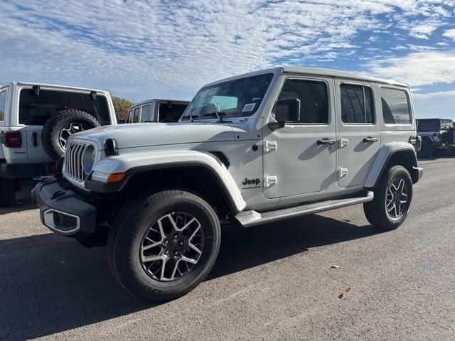 2026 Jeep Wrangler 4-Door Sahara 4x4