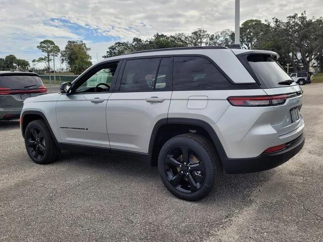 2025 Jeep Grand Cherokee Limited 4x2