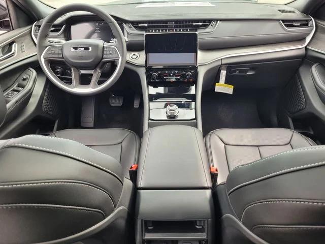 2025 Jeep Grand Cherokee Limited 4x2