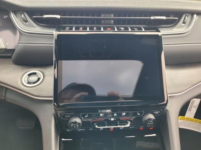 2025 Jeep Grand Cherokee Limited 4x2