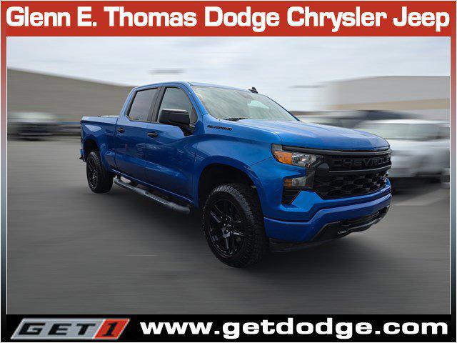 2022 Chevrolet Silverado 1500 4WD Crew Cab Standard Bed Custom 2022 Chevrolet Silverado 1500 4WD Crew Cab Standard Bed Custom