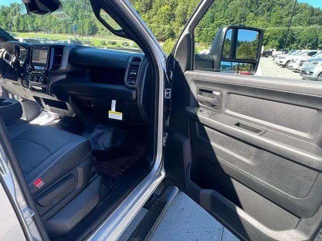 2026 Ram 2500 Tradesman Crew Cab 4x4 6'4" Box
