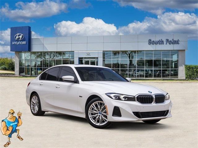 2023 BMW 3 Series 330e Sedan