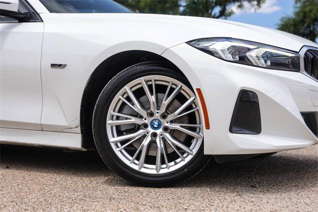 2023 BMW 3 Series 330e Sedan