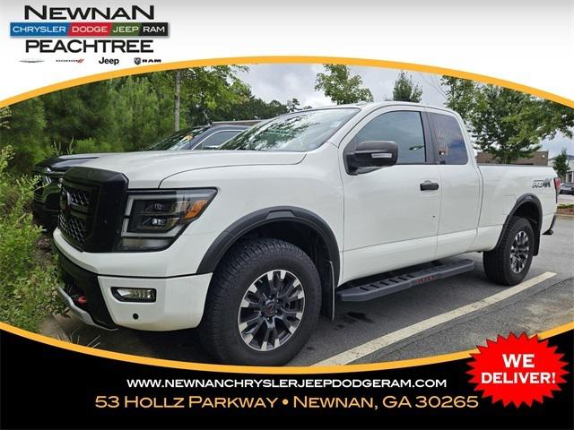 2020 Nissan TITAN King Cab PRO-4X 4x4