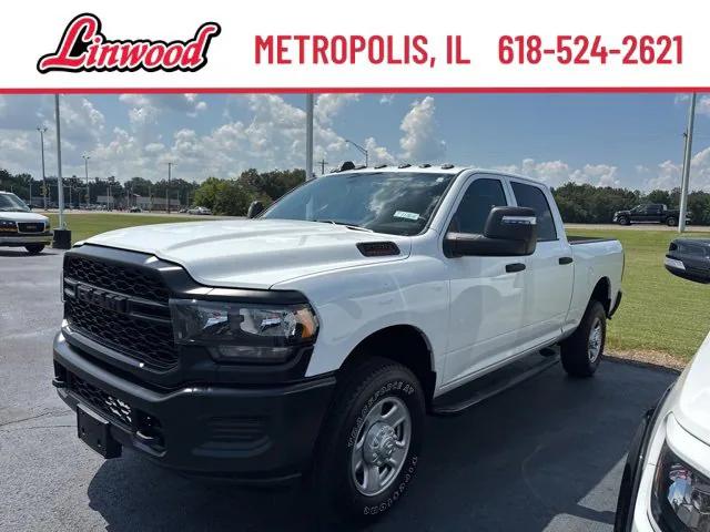 2024 RAM 2500 Tradesman Crew Cab 4x4 64 Box