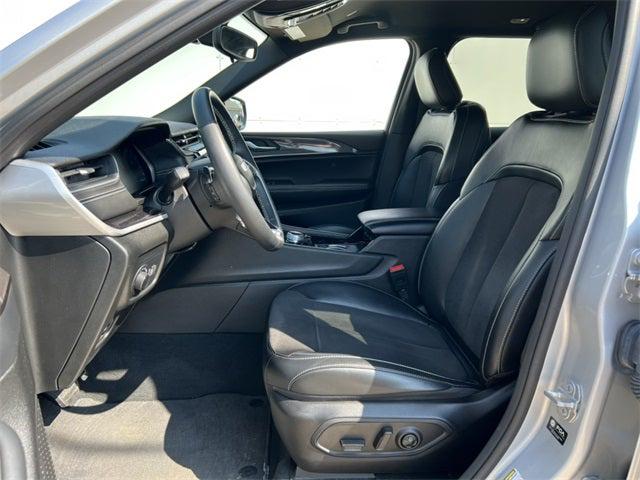 2022 Jeep Grand Cherokee Altitude 4x4 2022 Jeep Grand Cherokee Altitude 4x4