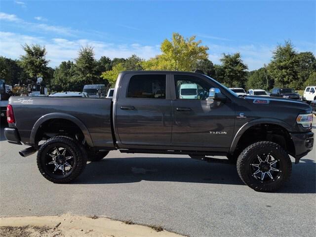 2022 RAM 3500 Laramie Crew Cab 4x4 64 Box