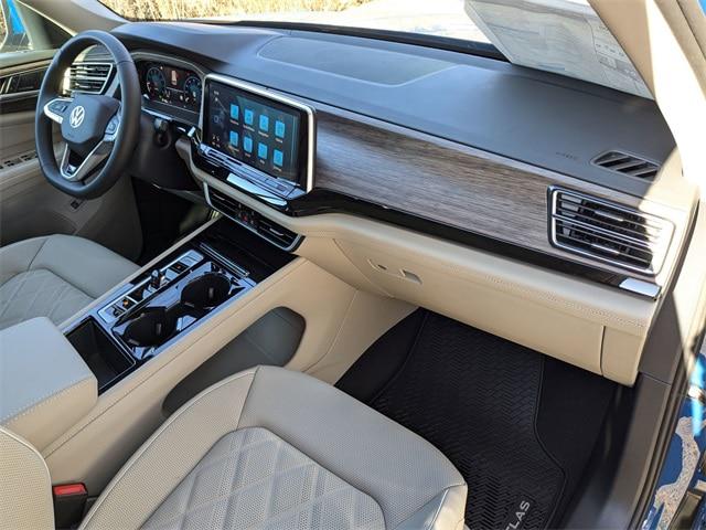 2025 Volkswagen Atlas 2.0T SEL Premium R-Line